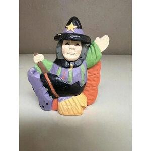 Witch on Broom Waving Figurine Fall Halloween Midwest Of Cannon Falls 3.25"x2.75